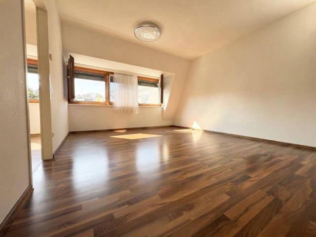 2 Zimmer Dachgeschosswohnung in Döbling – ruhig gelegen & gut angebunden