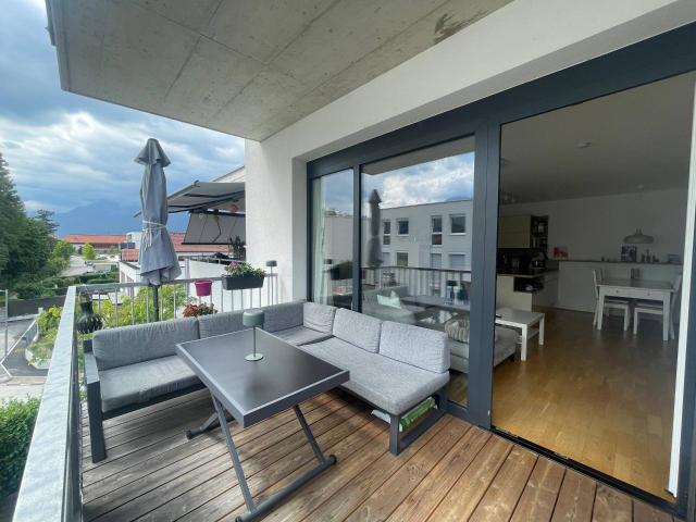 2 Zimmer Dachgeschosswohnung in Schönegg