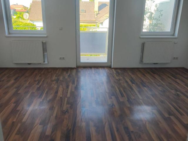 2 Zimmer Dachgeschosswohnung 57m² ab sofort verfügbar