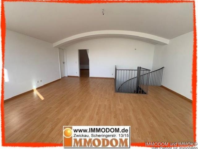 2 Zimmer Dachgeschoss Maisonetten Wohnung mit BALKON und EINBAUKÜCHE mitten im Herzen von Zwickau