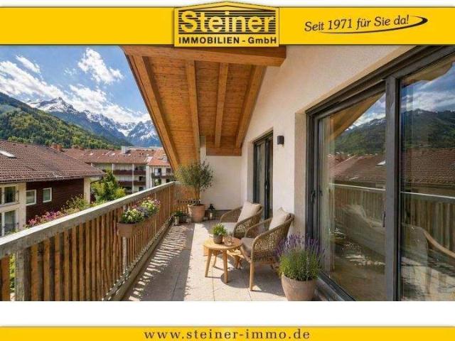 2 Zimmer Dachgeschoss Wohnung ca. 70 mÂ², EBK, Balkon, Lift, Keller, TG a. W