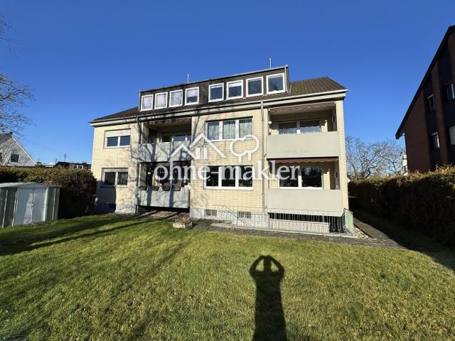 2 Zimmer Dachgeschoss Wohnung, Gartenbenutzung, riesiger Keller, zentral gelegen