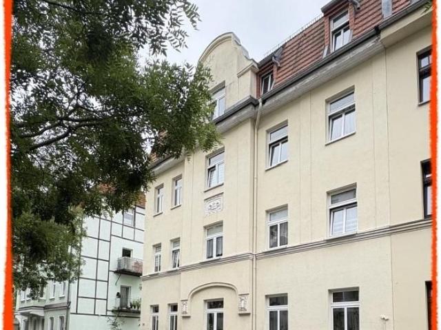 2 Zimmer Dachgeschoss Wohnung in Zwickau Marienthal zu vermieten!