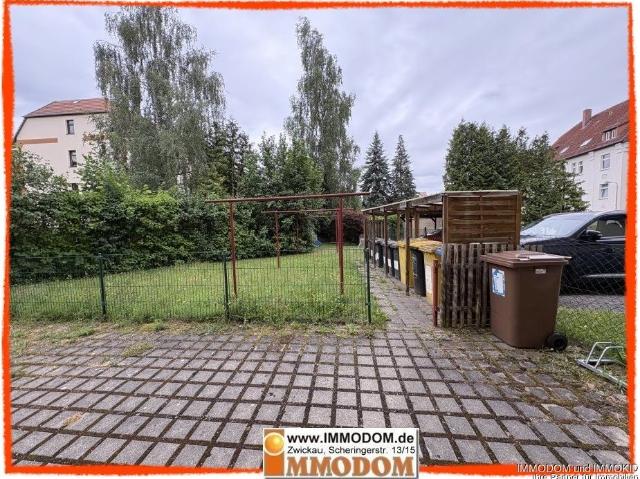 2 Zimmer Dachgeschoss Wohnung in Zwickau Marienthal zu vermieten!