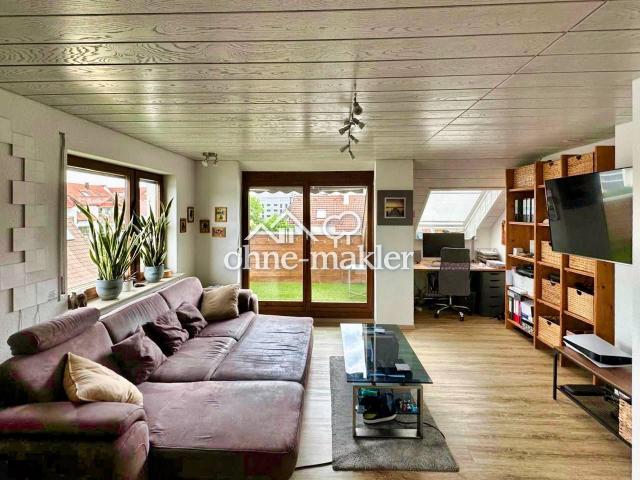 2 Zimmer Dachgeschoss Wohnung in schöner Wohnlage in Neu Ulm / Pfuhl