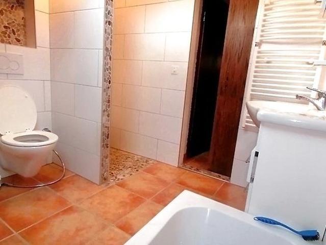 2½ Zimmer Dachwohnung in Basel Iselin, möbliert