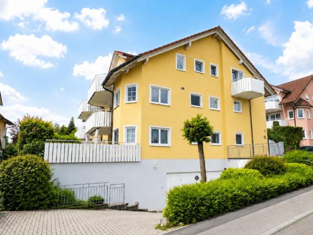 2 Zimmer Dachwohnung in ÖHRINGEN