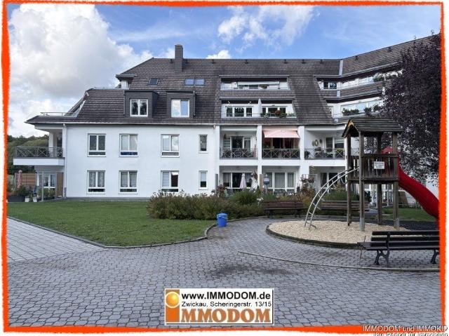 2 Zimmer Dachwohnung mit toller DACHTERRASSE in Zwickau Weißenborn zu vermieten!