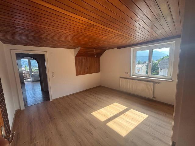 2 Zimmer Dachwohnung mit Traumblick in Innsbruck mit Balkon sofort verfügbar
