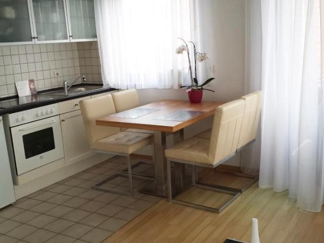 2 Zimmer DG in Mannheim Seckenheim mit Balkon und Garagenstel