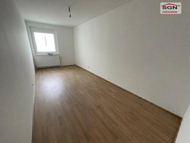 2 Zimmer EG Genossenschaftswohnung mit Balkon & Garage