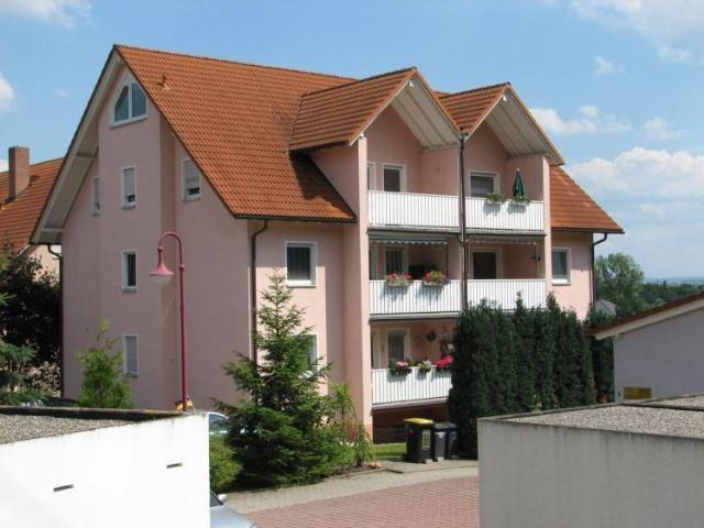 2 Zimmer Egeschoßwohnung mit Terrasse