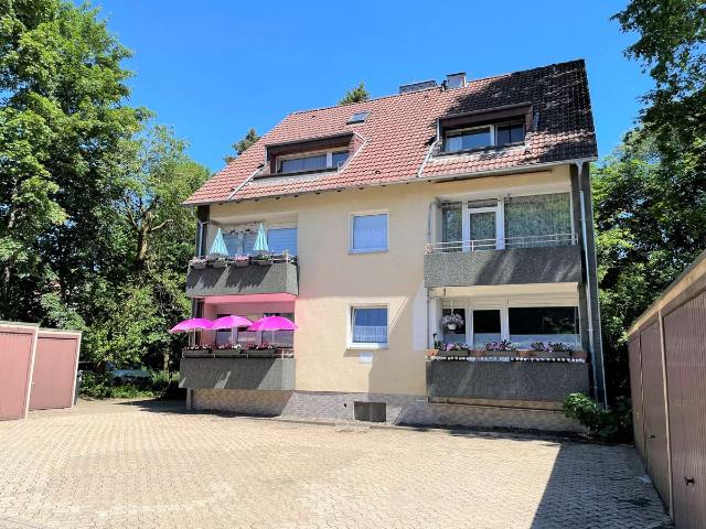 2 Zimmer Eigentumswohnung mit Balkon, Garage und Genehmigung zur Ferienvermietung
