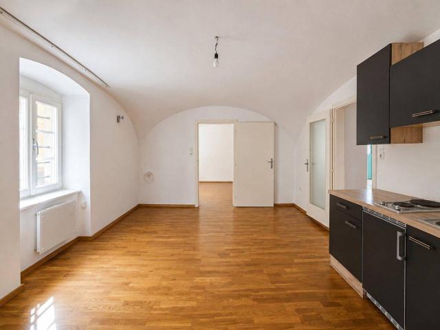 2 Zimmer Erdgeschosswohnung im Brucker Stadtzentrum