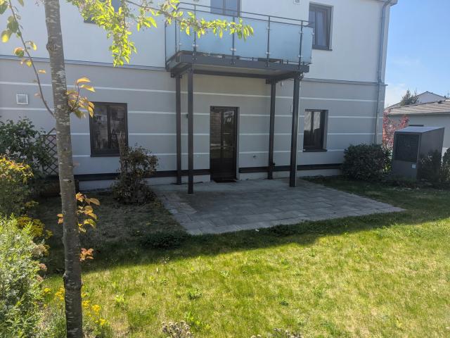 2 Zimmer Erdgeschosswohnung mit kleinem Garten in ruhiger Wohnlage !