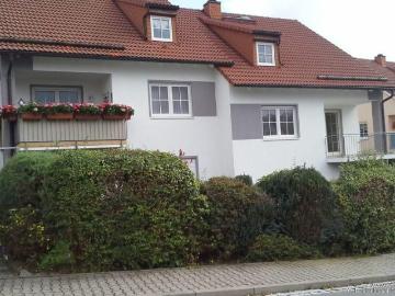 2 Zimmer Erdgeschosswohnung mit sonniger Terrasse in ruhiger Lage in Burkhardtsdorf