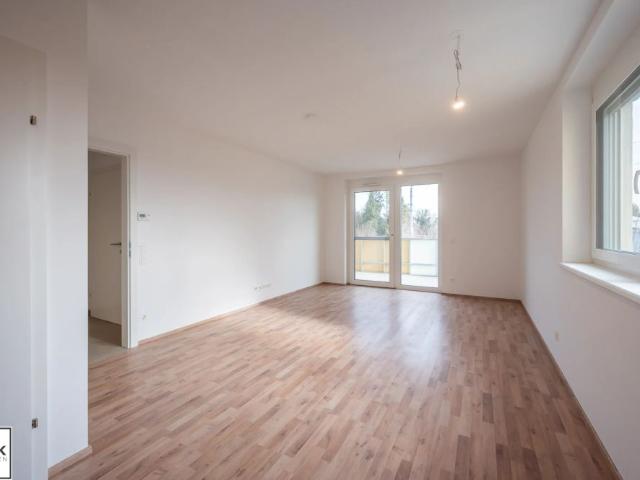 2 Zimmer Erstbezguswohnung mit perfektem Grundriss, Balkon, KFZ Stellplätzen jetzt zu mieten, später zu kaufen!