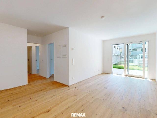 2 Zimmer Erstbezug mit Balkon & U4 Anbindung