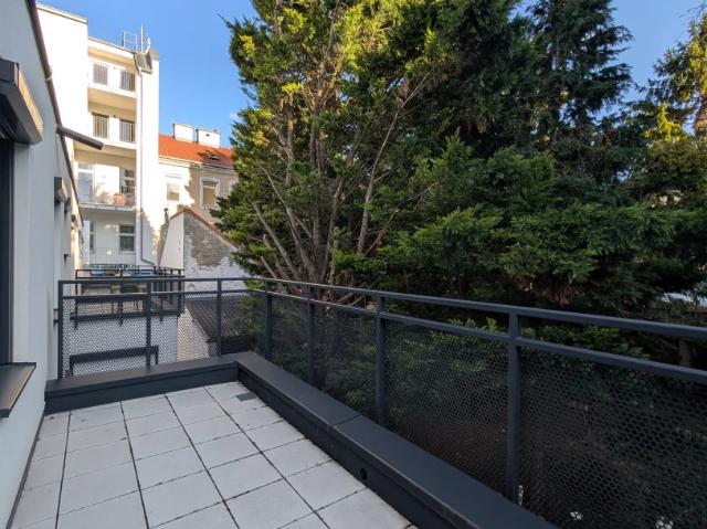 2 Zimmer Erstbezug mit Terrasse