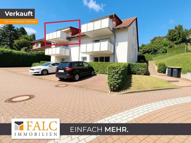 2 Zimmer ETW mit Balkon, Stellplatz und Keller perfekt für Singles oder 2 Personen