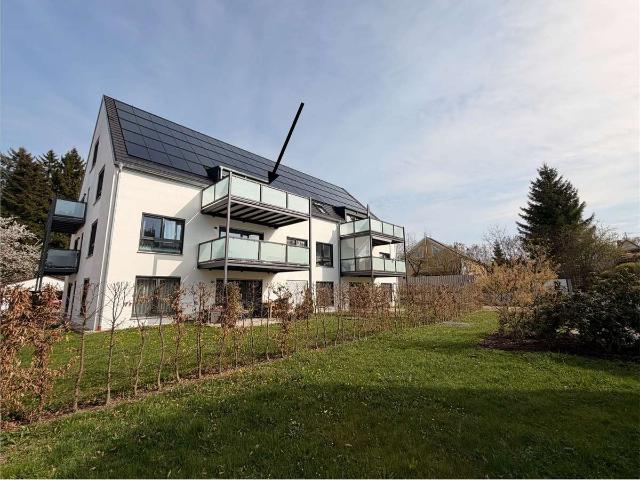 2 Zimmer Galeriewohnung über 2 Ebenen mit großem Balkon
