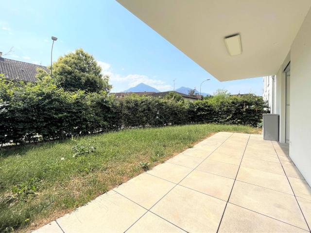 2 Zimmer Gartenwohnung mit perfekter Infrastruktur