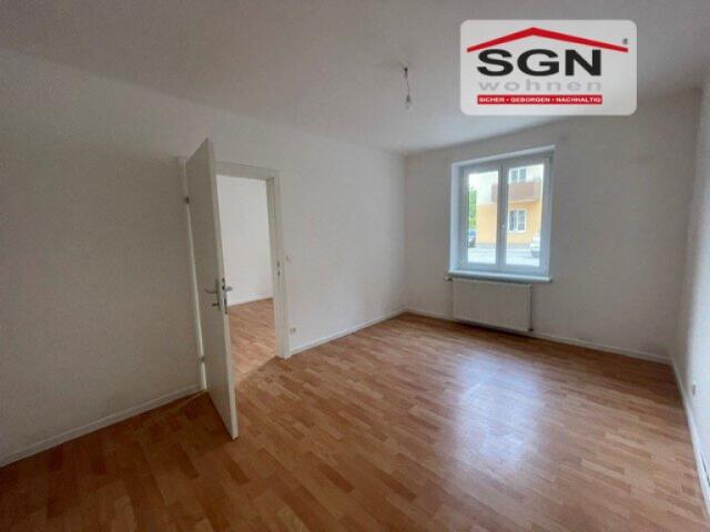 2 Zimmer Genossenschaftswohnung Wohnung im Erdgeschoß