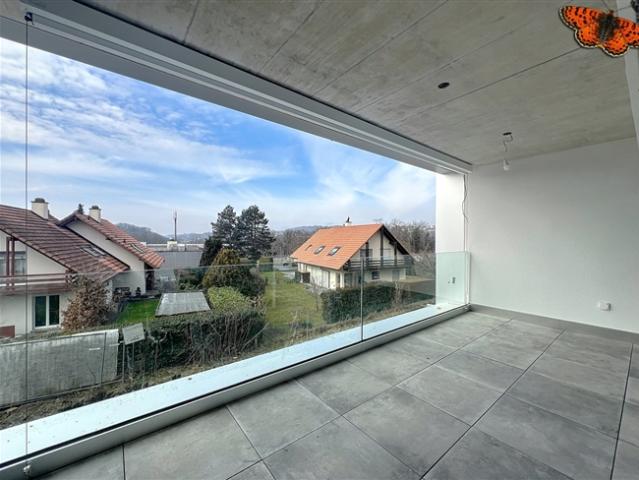 2½ ZIMMER – Grosser Balkon