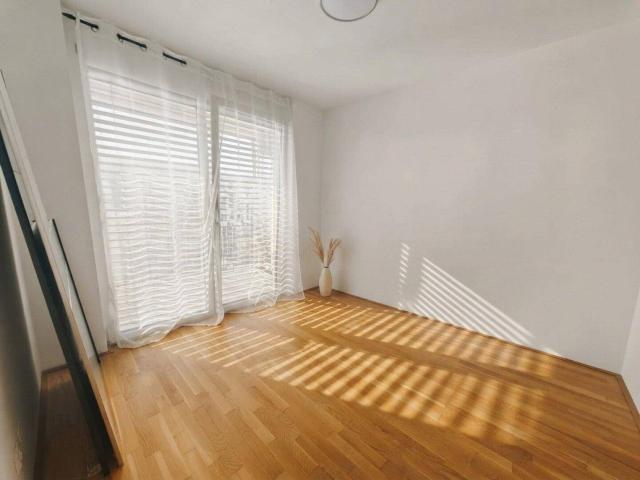 2 Zimmer + großer Balkon – Ihr neues Zuhause ab 1.12