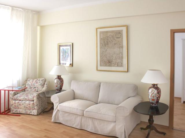 2 Zimmer in Düsseldorf