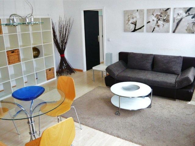 2 Zimmer in Düsseldorf
