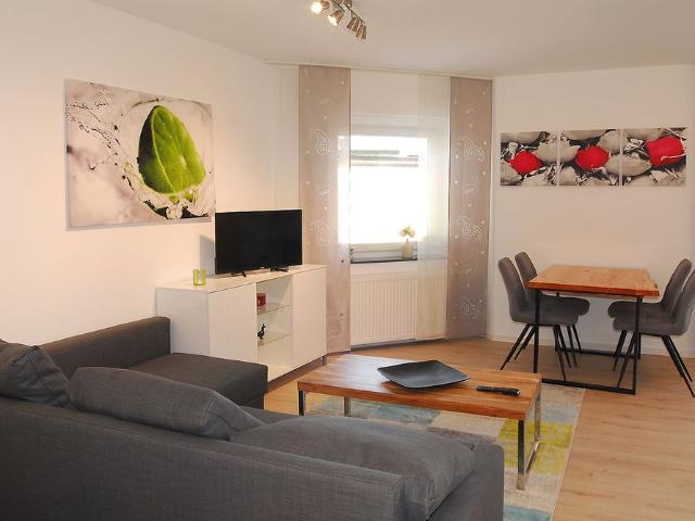 2 Zimmer in Düsseldorf
