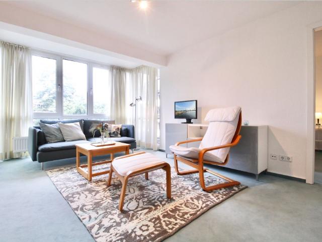 2 Zimmer in Düsseldorf
