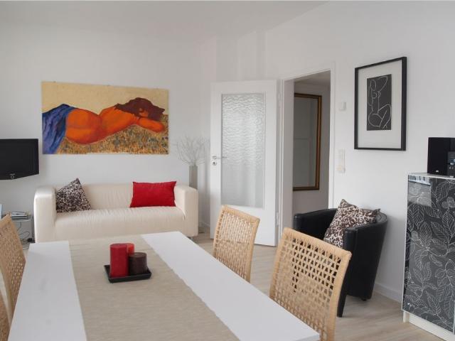 2 Zimmer in Düsseldorf
