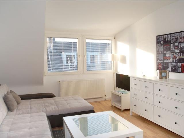2 Zimmer in Düsseldorf