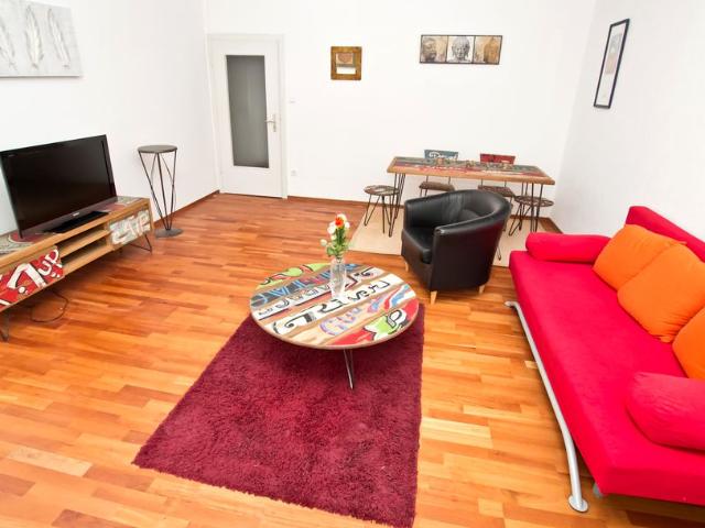 2 Zimmer in Düsseldorf