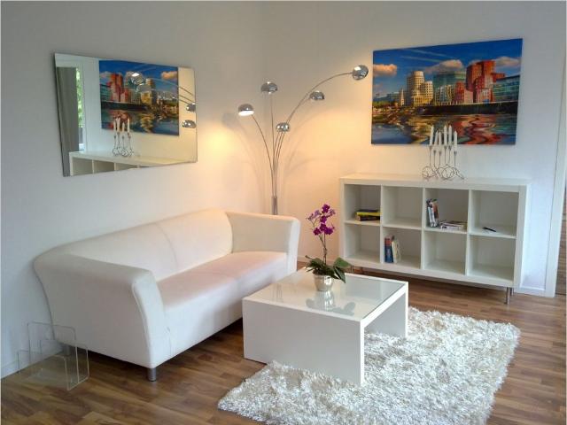 2 Zimmer in Düsseldorf