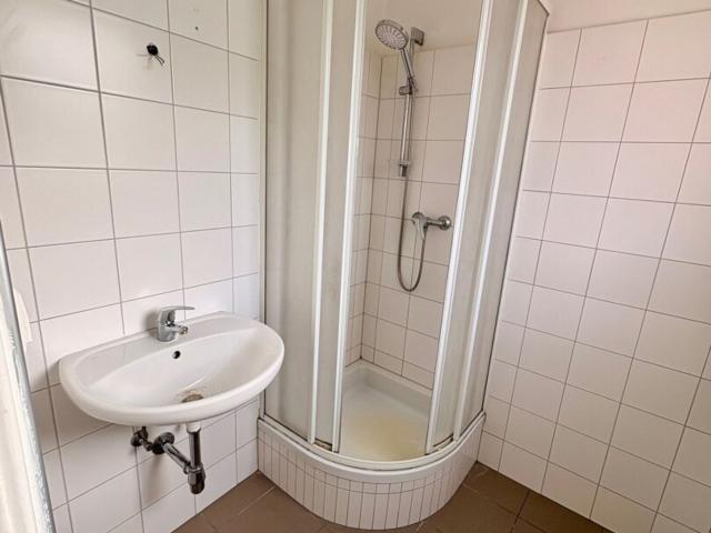 2 Zimmer | Kleiner Balkon