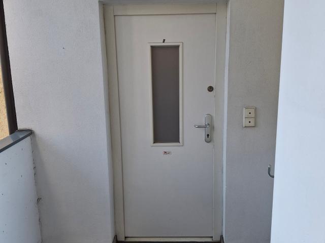 2 Zimmer + Küche – TU Nähe – ab Juni