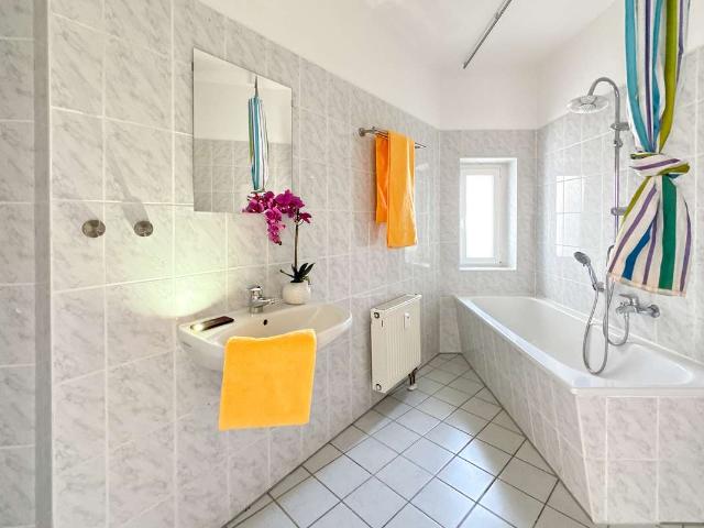 2 Zimmer, Küche, Bad und Balkon suchen neuen Mieter