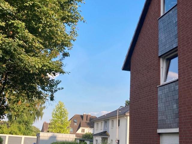 2 Zimmer Loft 73 m2 chic kernsaniert EBK Loggia Stellplatz Garten
