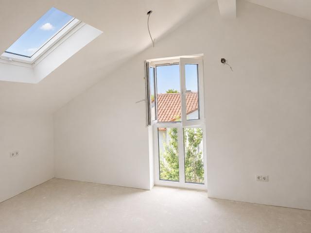 2 Zimmer Maisonette Wohnung 81m² in Kösching mit Balkon Erstbezug nach Kernsanierung