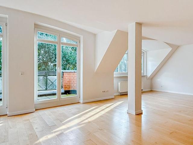 2 Zimmer Maisonette Wohnung mit Weserblick in begehrter Lage