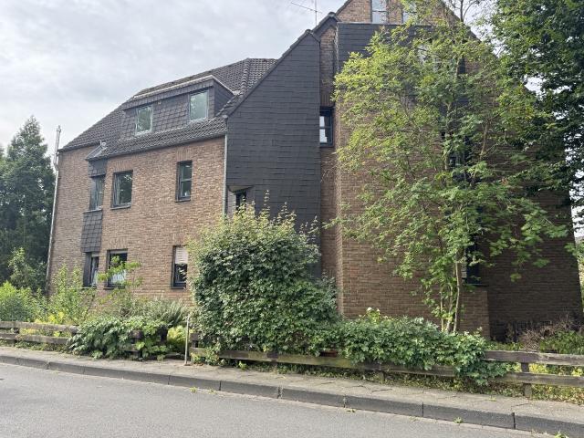 2 Zimmer Maisonettewohnung mit Balkon! Ganz ruhige Lage in Düsseldorf Vennhausen