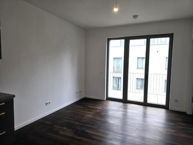 2 Zimmer Mietwohnung, 47,22 m², 2.OG, EBK, Terrasse, Fahrstuhl, Tiefgarage, Keller, Kladow