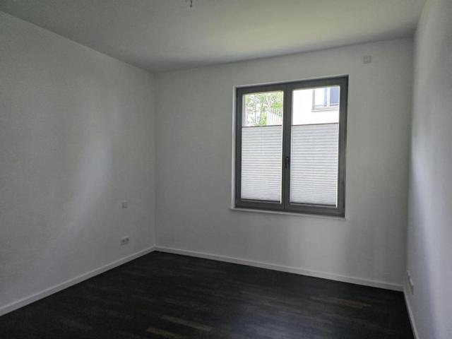 2 Zimmer Mietwohnung, 56,54 m², EG, EBK, Terrasse, Fahrstuhl, Tiefgarage, Keller, Kladow