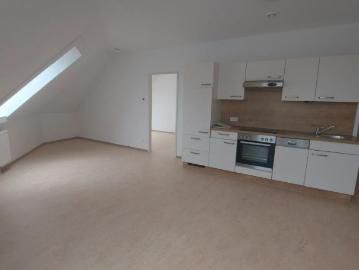 2 ZIMMER MIETWOHNUNG IN OBERWÖLBLING MIT AUTOABSTELLPLATZ!