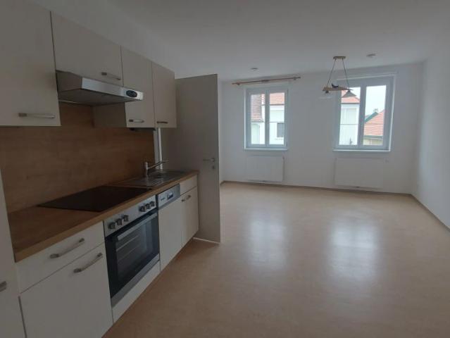2 ZIMMER MIETWOHNUNG IN OBERWÖLBLING MIT AUTOABSTELLPLATZ!