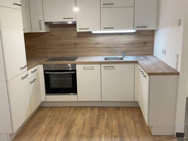 2 Zimmer Mietwohnung inkl Komplettküche, Loggia Außenfläche und Kellerabteil / HS17 Top A 17