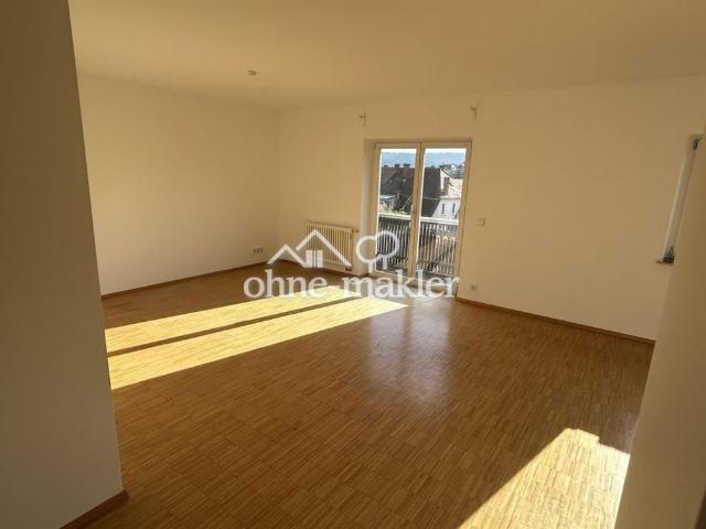 2 Zimmer mit Aussicht und Balkon